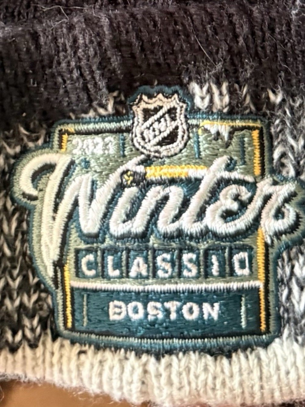 47 Brand NHL 2024 SEATTLE WA Winter Classic Hockey Pom Knit Mens Gray Hat *NEW*